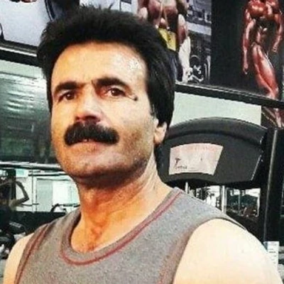 Holaku Eyvani